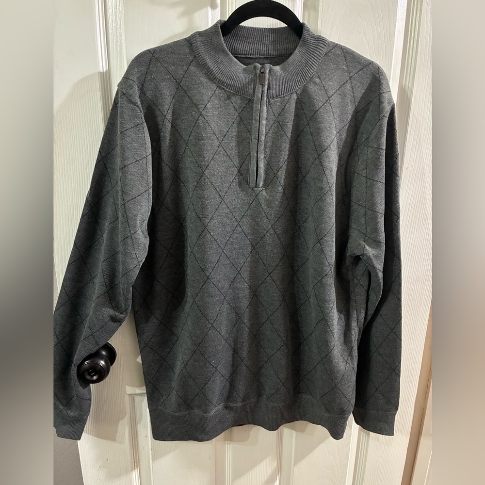 Men’s XL Light Sweater